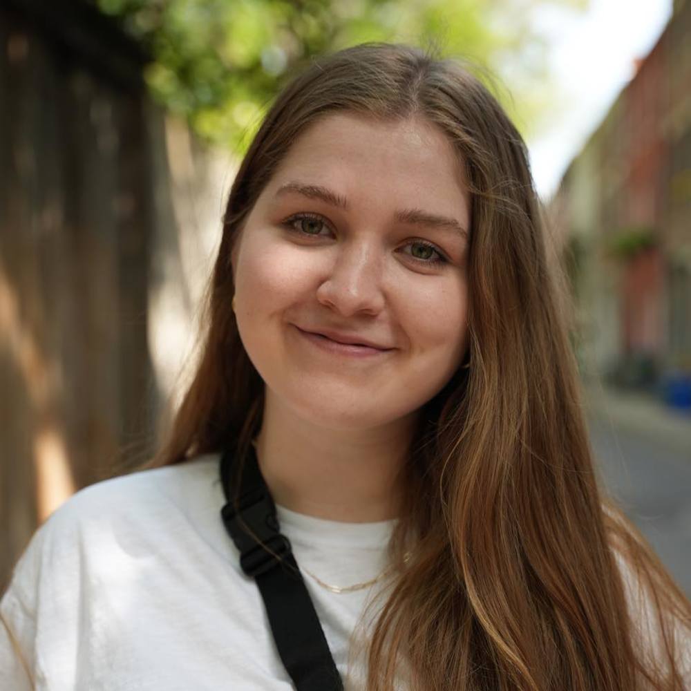 Meet your Posher, Brenna